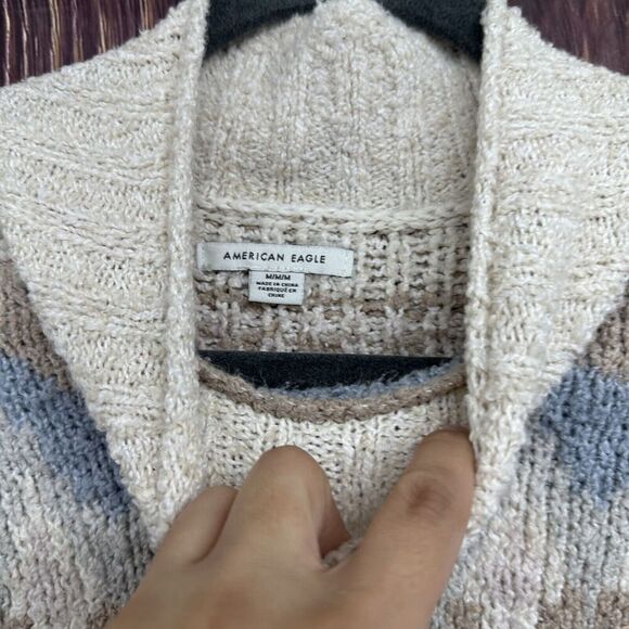 American Eagle AEO Sweater Cream Blue Gray Fairisle Mock Neck New Size Medium - Picture 3 of 6
